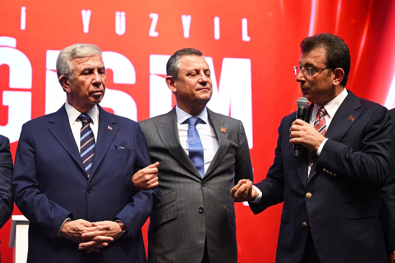 CHP Kurultayına rüşvet ve sahtecilik iddianamesi