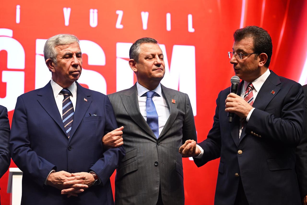 CHP Kurultayına rüşvet ve sahtecilik iddianamesi