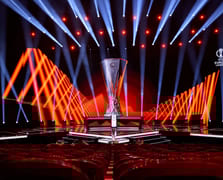 UEFA Avrupa Ligi play-off eşleşmeleri belli oldu! Fenerbahçe kurasıyla gelen tarihi detay!