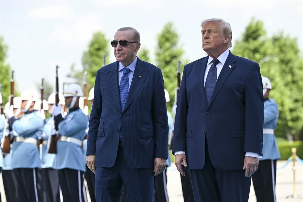 Tarihi zirvede Trump'tan flaş açıklama! "CAATSA yaptırımları kalkacak"