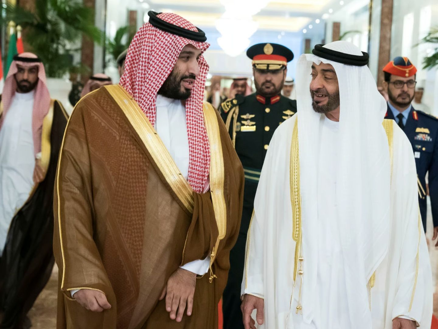 Suudi Arabistan ve BAE savaşa katılmaya hazırlanıyor