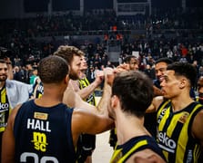 Fenerbahçe, Dubai deplasmanında galibiyet serisini sürdürmek istiyor