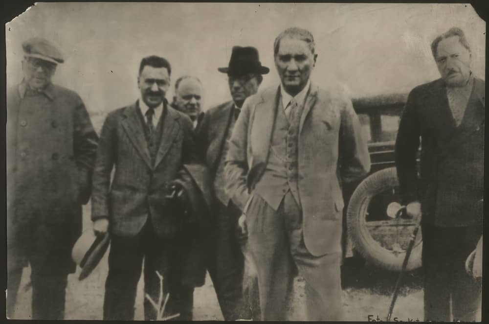 10 Kasım Atatürk fotoğrafları ve şiirleri