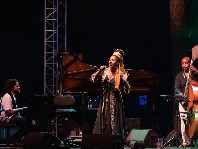  Jazzmeia Horn İstanbul Caz Festivali'nde yer aldı