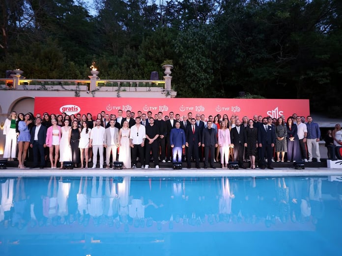 Voleybol milli takımlarında yeni sezon heyecanı: İstanbul'daki moral gecesinde Milletler Ligi ve Dünya Şampiyonası hedefleri belirlendi