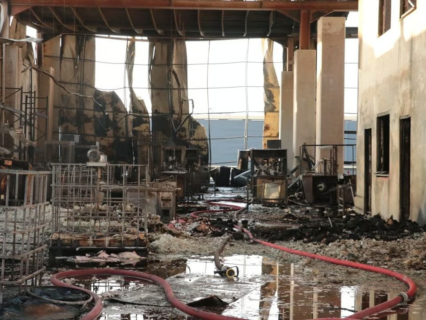 Dilovası’nda kaçak fabrika 6 can aldı