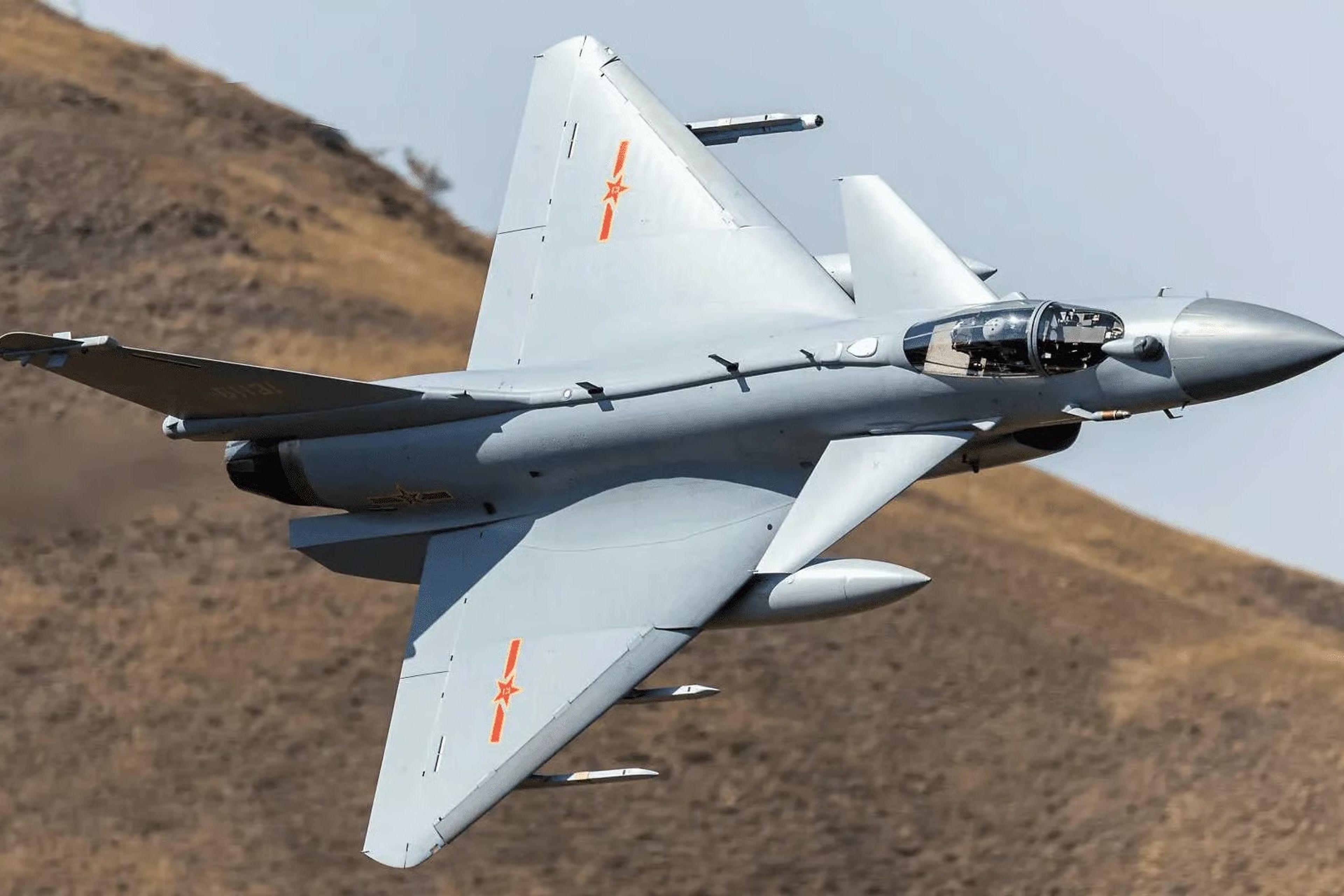 Endonezya, Çin’den J-10C savaş uçağı almayı değerlendiriyor