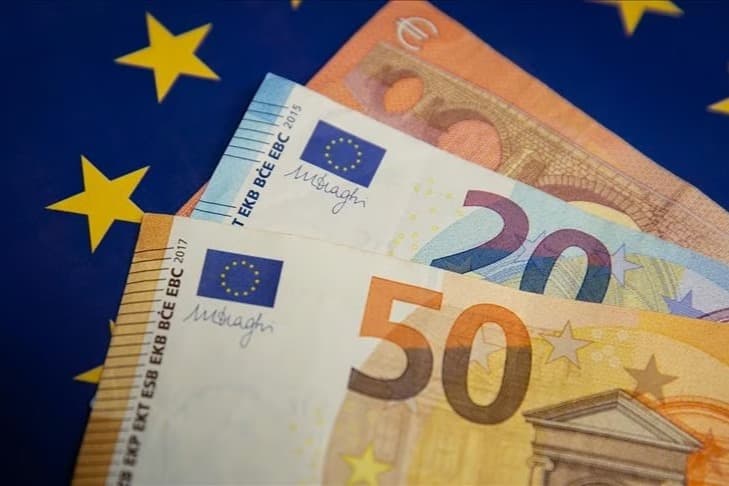 Bulgaristan euro para birimine geçiyor
