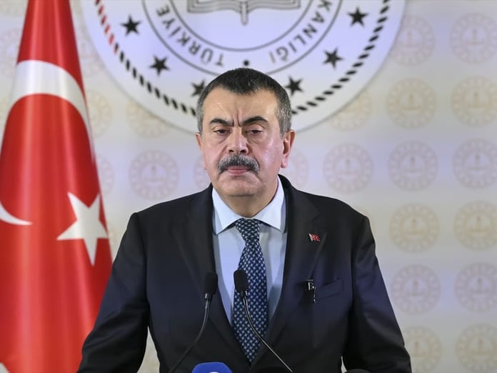 Bakan Tekin'den okullara güvenlik kalkanı: Dijital ve fiziki tedbirler artırılıyor