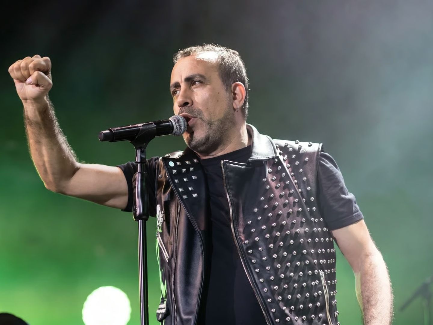Haluk Levent'e karşılıksız çekten 70 milyon TL'lik ceza