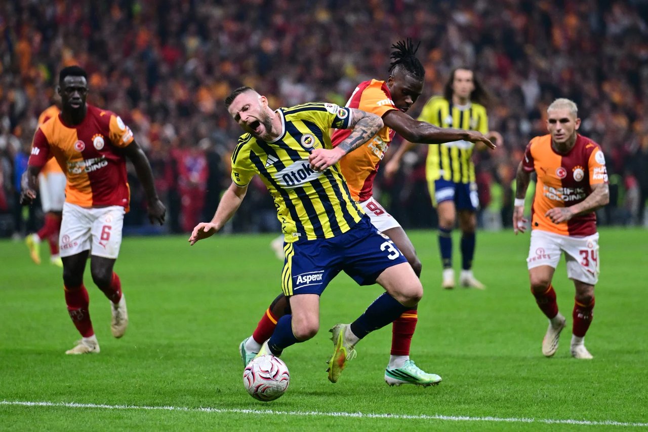 Galatasaray Fenerbahçe derbisi kaç kaç bitti? GS FB derbisini kim kazandı?