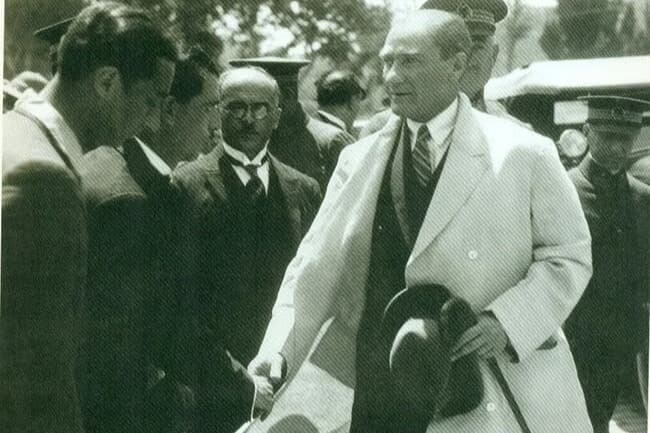 Tarihte Bugün: Atatürk tarihi demecini verdi