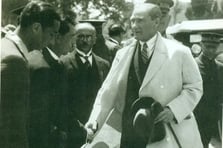 Tarihte Bugün: Atatürk tarihi demecini verdi "Türkiye Cumhuriyeti ilelebet payidar kalacaktır"