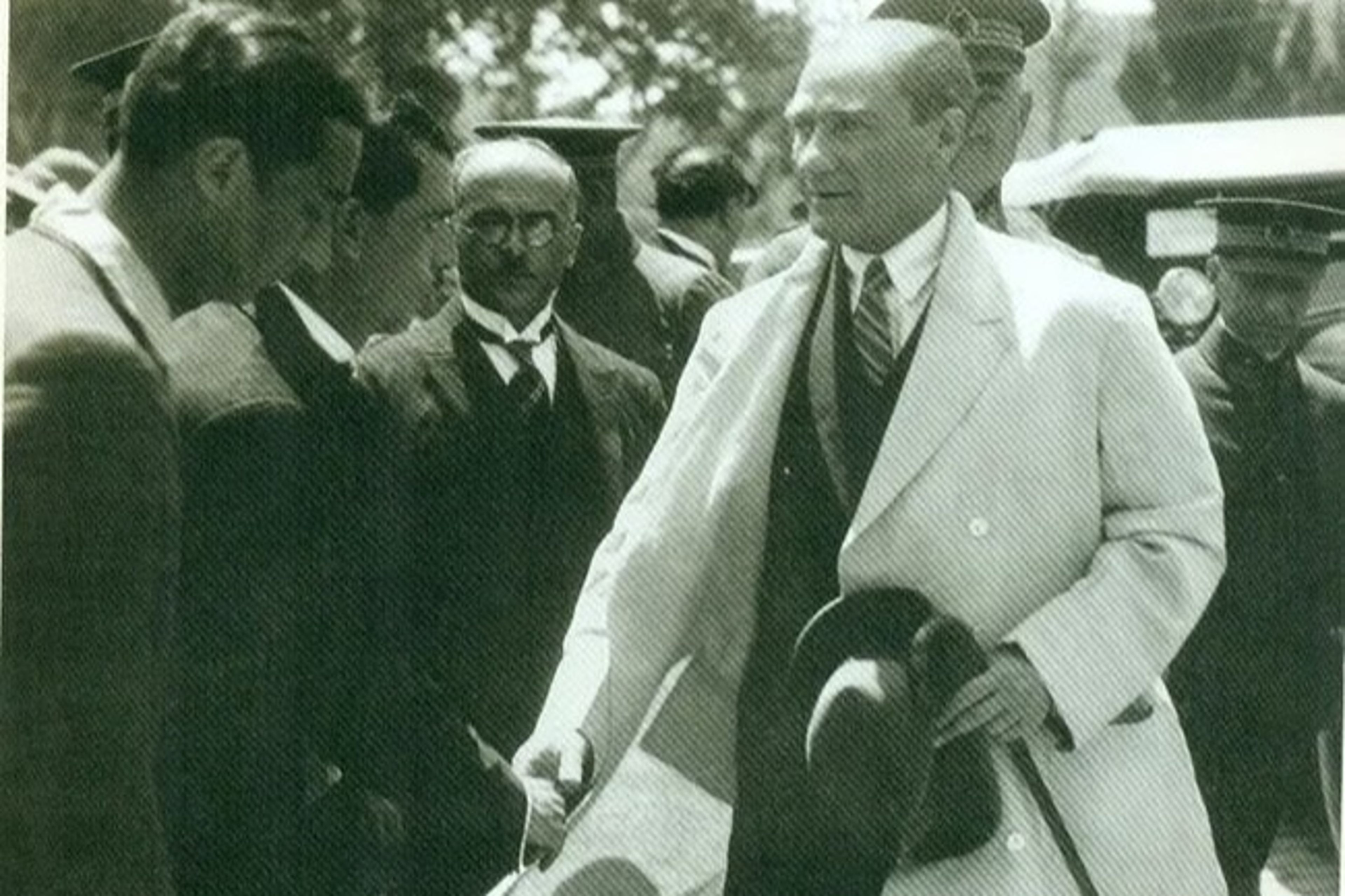 Tarihte Bugün: Atatürk tarihi demecini verdi "Türkiye Cumhuriyeti ilelebet payidar kalacaktır"