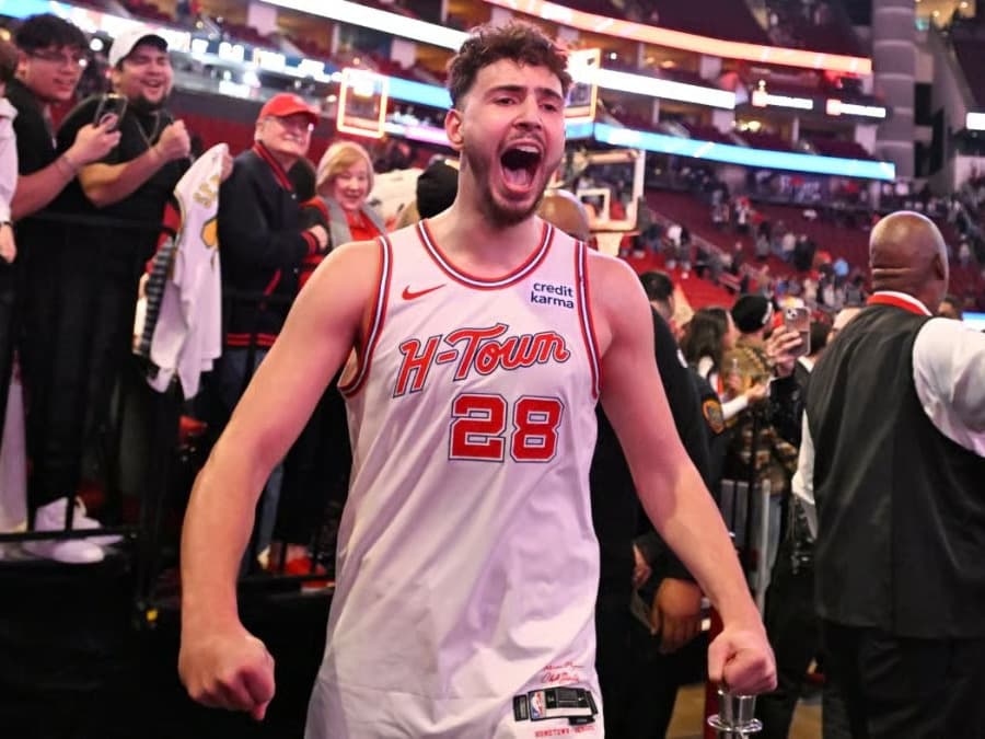 Alperen Şengün’den double-double