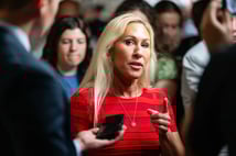 Trump'la tartışan Cumhuriyetçi Kongre Üyesi Marjorie Taylor Greene istifa etti