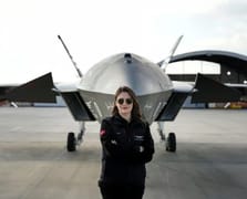 Türkiye'nin ilk insansız savaş uçağı KIZILELMA'nın kadın pilotu