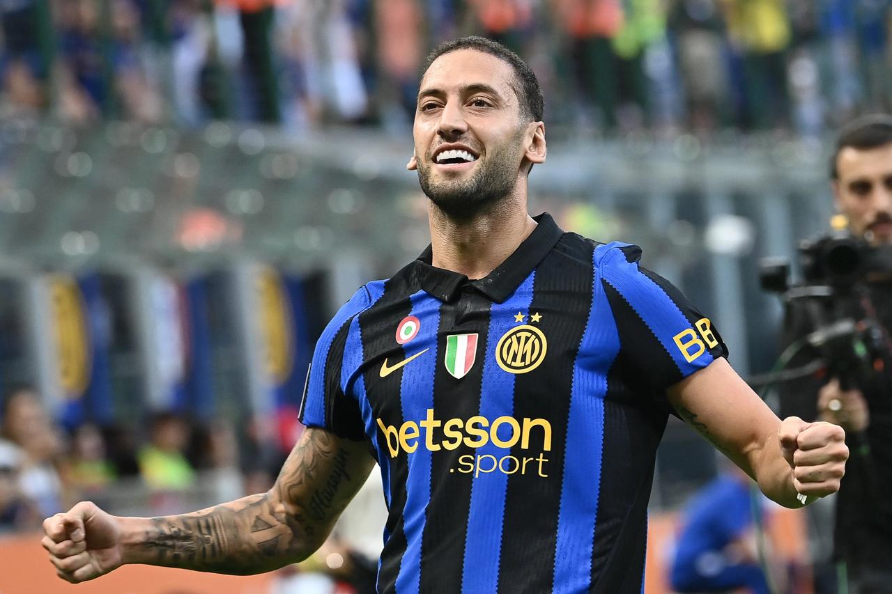 Hakan Inter'de tarih yazmaya devam edecek mi?