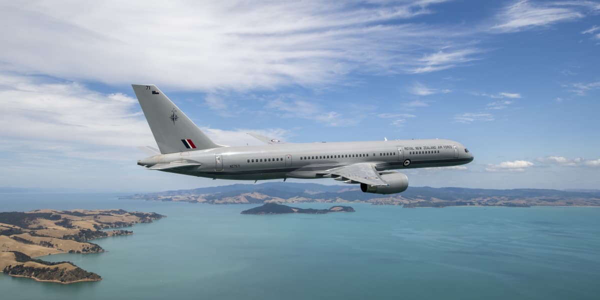 Boeing 757-2K2