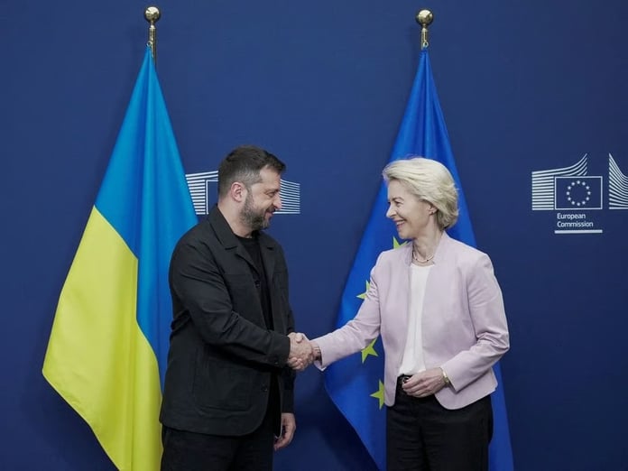 AB Ukrayna için 90 milyar euroluk kredinin önünü açtı