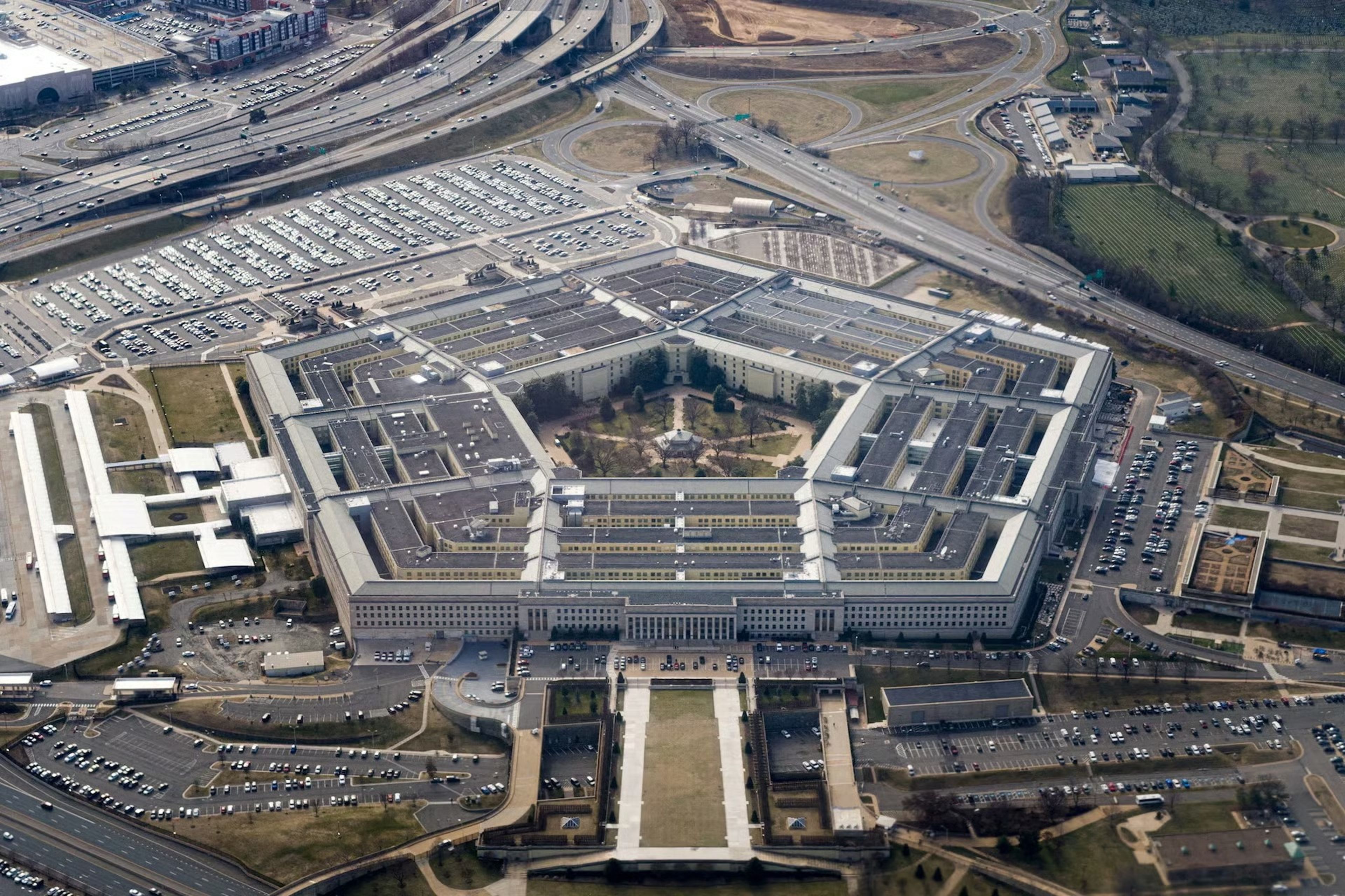 Pentagon'da kimyasal alarmı sonrası tahliye kararı