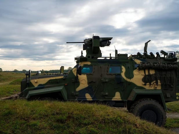 Türk zırhlısı Macaristan'da sahaya çıktı, sayısı 5'e katlanacak