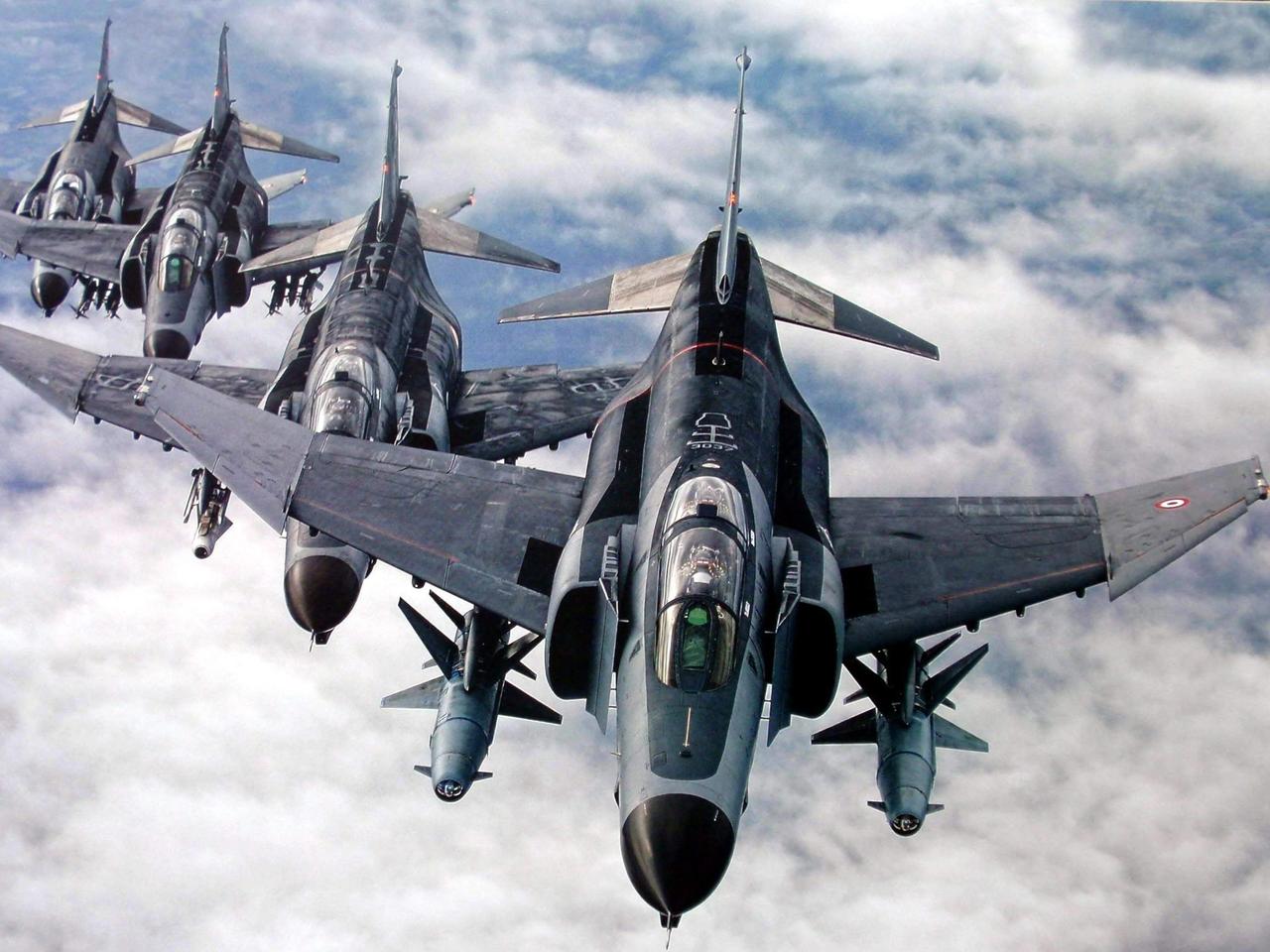 ABD'li uzay firması F-4 savaş uçağı alacak