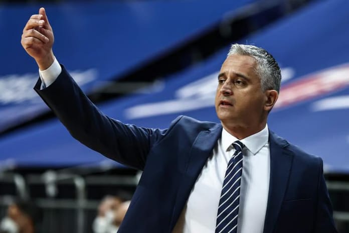 Kokoškov yeniden Türkiye'de: Tecrübeli Sırp çalıştırıcı, Efes'in başına geçti