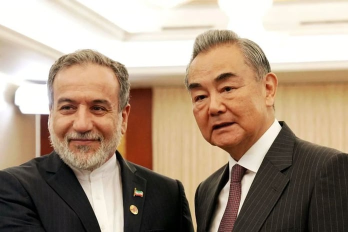 Çin'den rejim karşıtı protestoların devam ettiği İran'a destek açıklaması