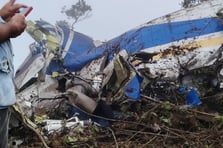 Kolombiya’da düşen uçaktaki 15 kişiden kurtulan olmadı