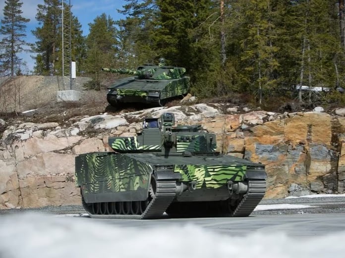 BAE Systems, Slovakya için ilk CV9035 MkIV zırhlı muharebe aracını tanıttı