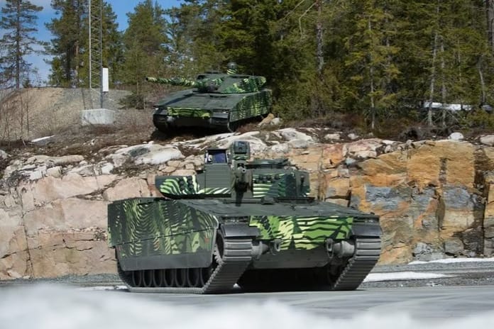 BAE Systems, Slovakya için ilk CV9035 MkIV zırhlı muharebe aracını tanıttı