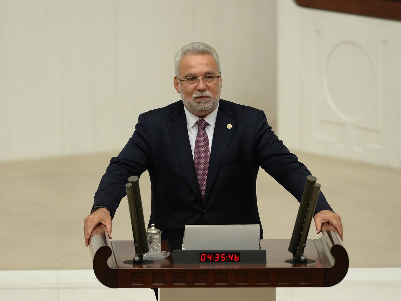Eski vekil Kocabıyık'a hem hapis hem tahliye kararı