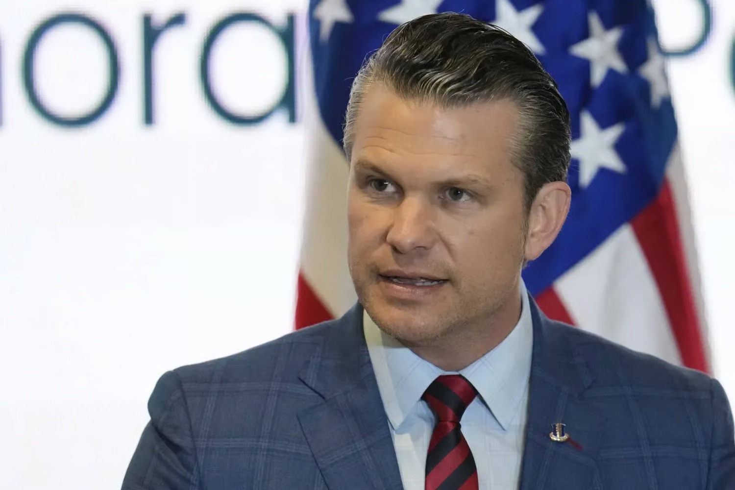 Hegseth to Meet Anthropic CEO Amid Ban Threat