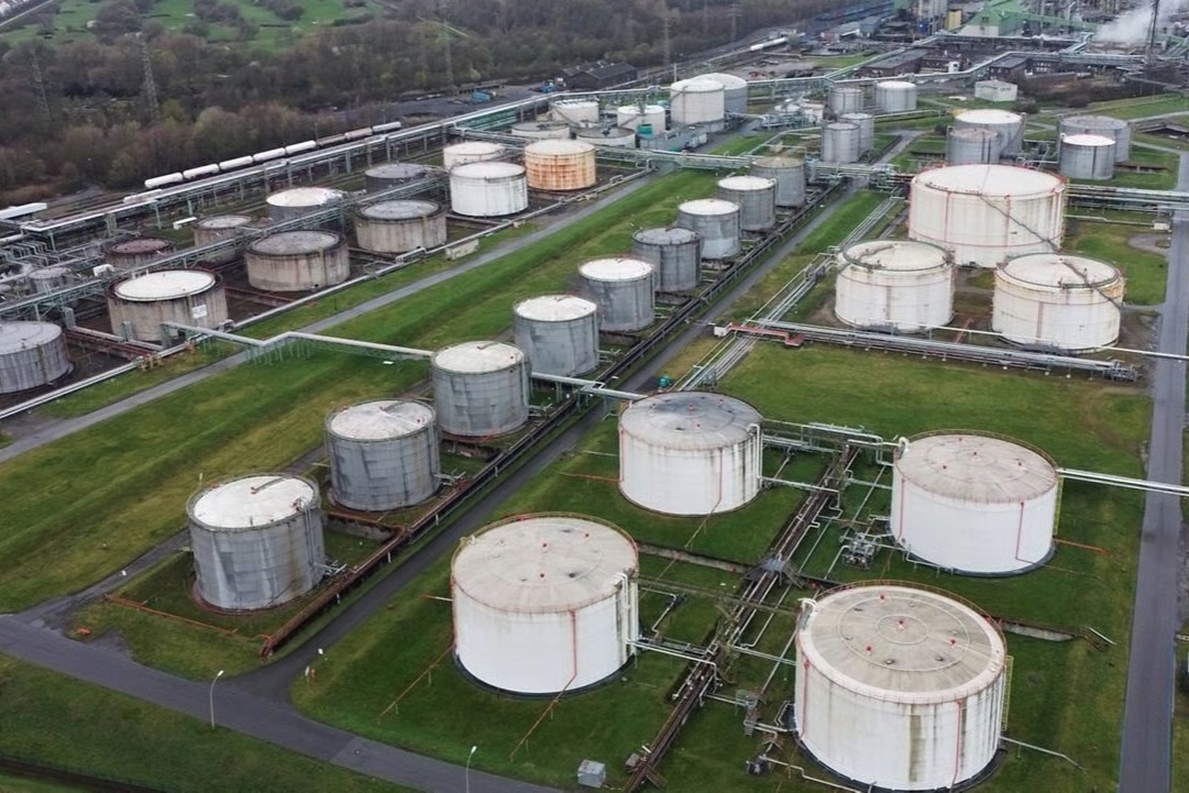 IEA to Release 400 Million Barrels as Oil Prices Soar