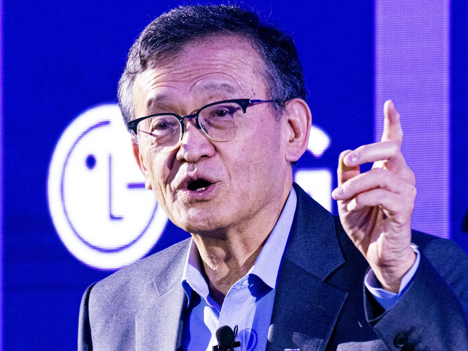 Trump Demands Intel CEO Quit Over China Ties