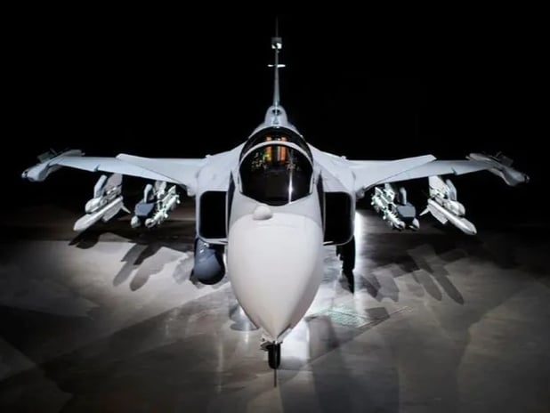 Saab, Gripen E’nin ilk uçağını İsveç Hava Kuvvetleri’ne teslim etti