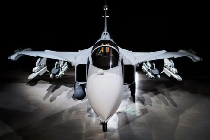 Saab, Gripen E’nin ilk uçağını İsveç Hava Kuvvetleri’ne teslim etti