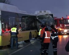 Başakşehir’de İETT otobüsleri çarpıştı: Yaralılar var