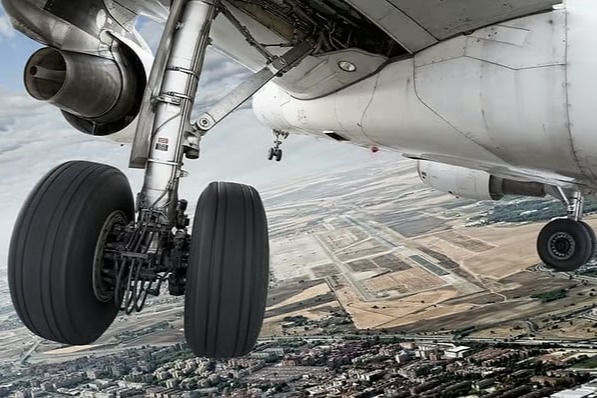 Kabil’den Delhi’ye iniş takımlarında yolculuk