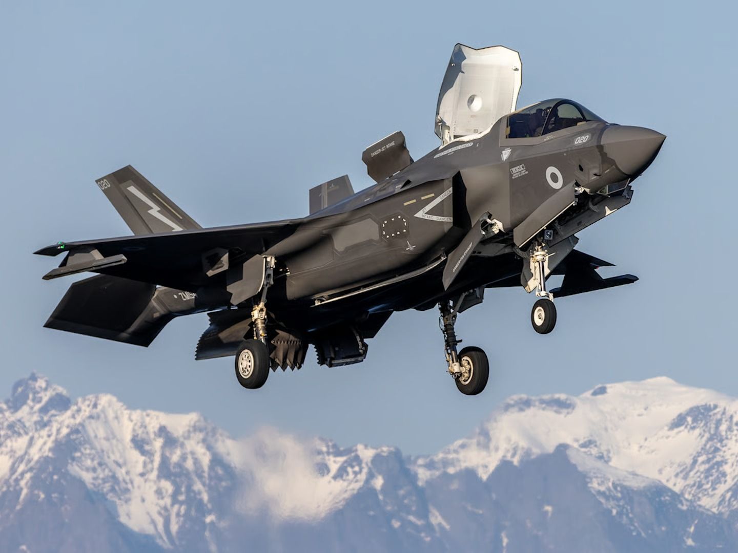 İngiltere’nin F-35B uçakları, 2030’lara kadar uzun menzilli kara saldırı yeteneğinden yoksun kalacak