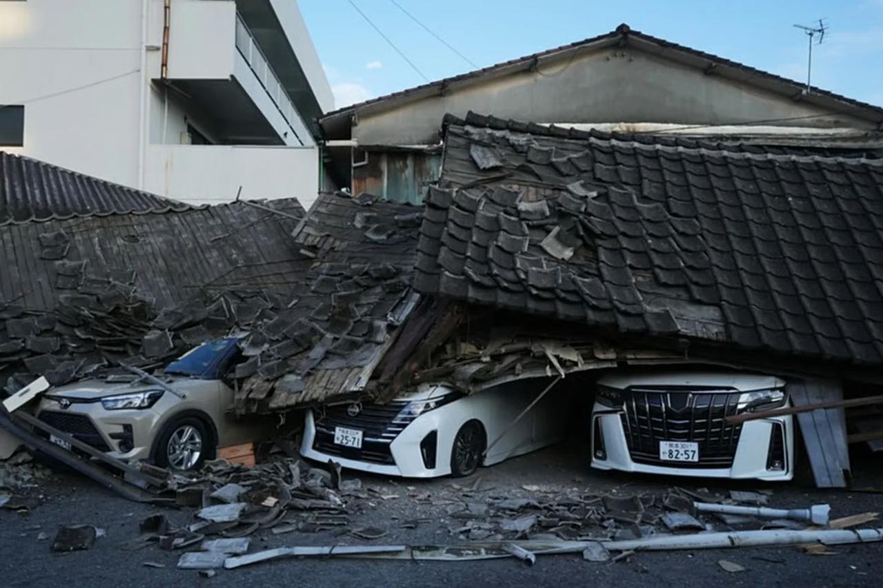 Japonya'da ölü sayısı 35'e yükseldi