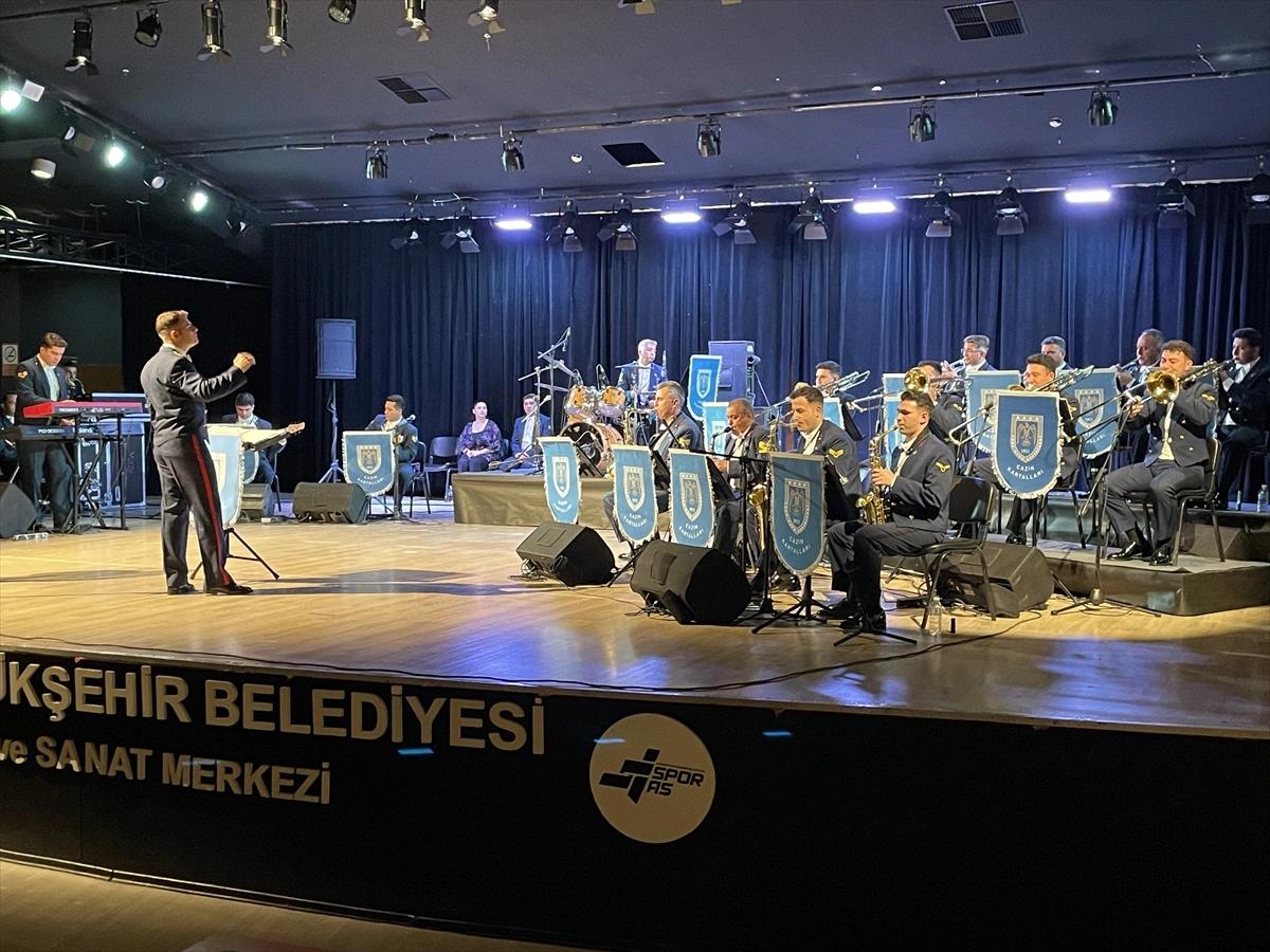 "Cazın Kartalları" Big Band aranjeleri seslendirdi