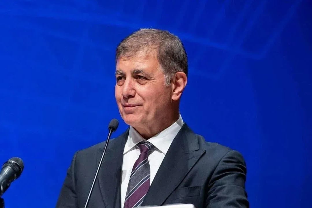 Cemil Tugay'dan AK Parti Genel Merkezi önünde ilk açıklama 