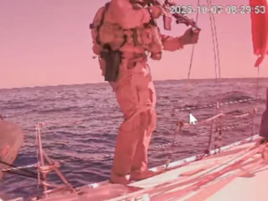 İsrail güçleri Sumud Filosu'nun son  gemisine baskın düzenledi