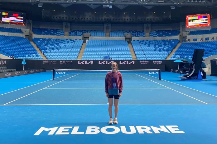 Melbourne’de Türk rüzgarı: Zeynep Sönmez bir kez daha Avustralya Açık ana tablosunda!