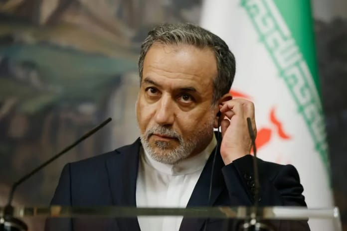 İran nükleer müzakerelerde uranyum zenginleştirme faaliyetlerinin sonlandırılmasına kapıyı kapattı