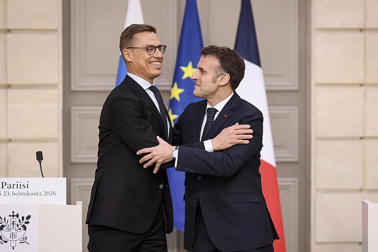 Finlandiya Fransa'nın nükleer caydırıcılık girişimine katıldı
