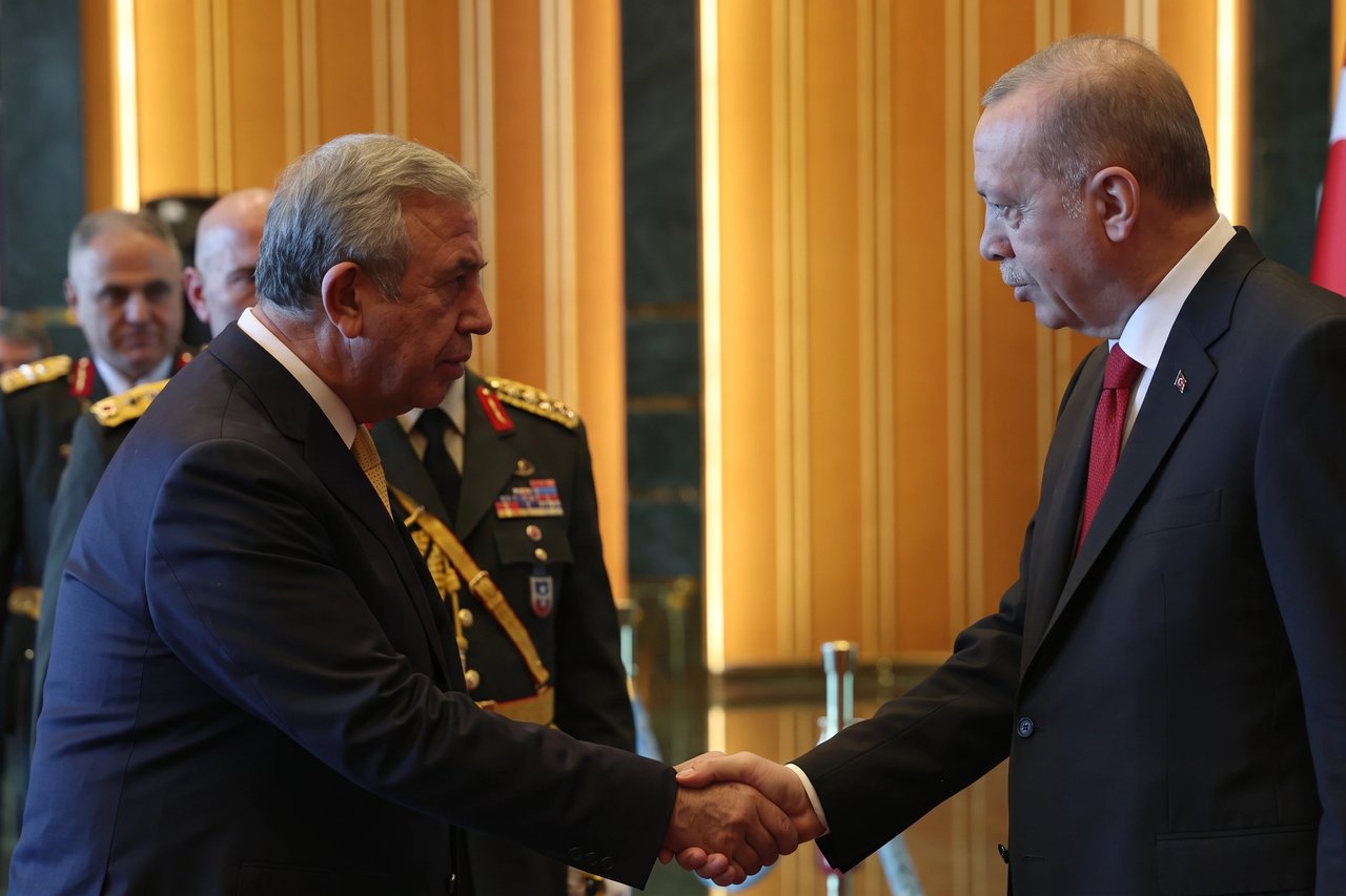 MHP'den Mansur Yavaş iddiası! "AK Parti'ye geçerse şok geçirmeyin"