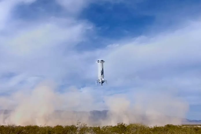 Türk iş insanının da bulunduğu Blue Origin'in son görevi başarıyla tamamlandı